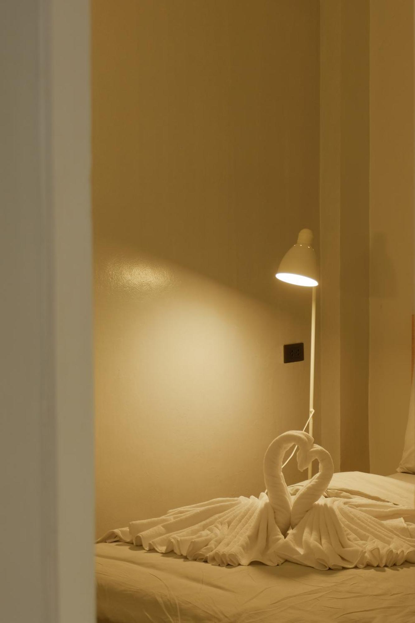 Siesta Spaces Boracay Hostel